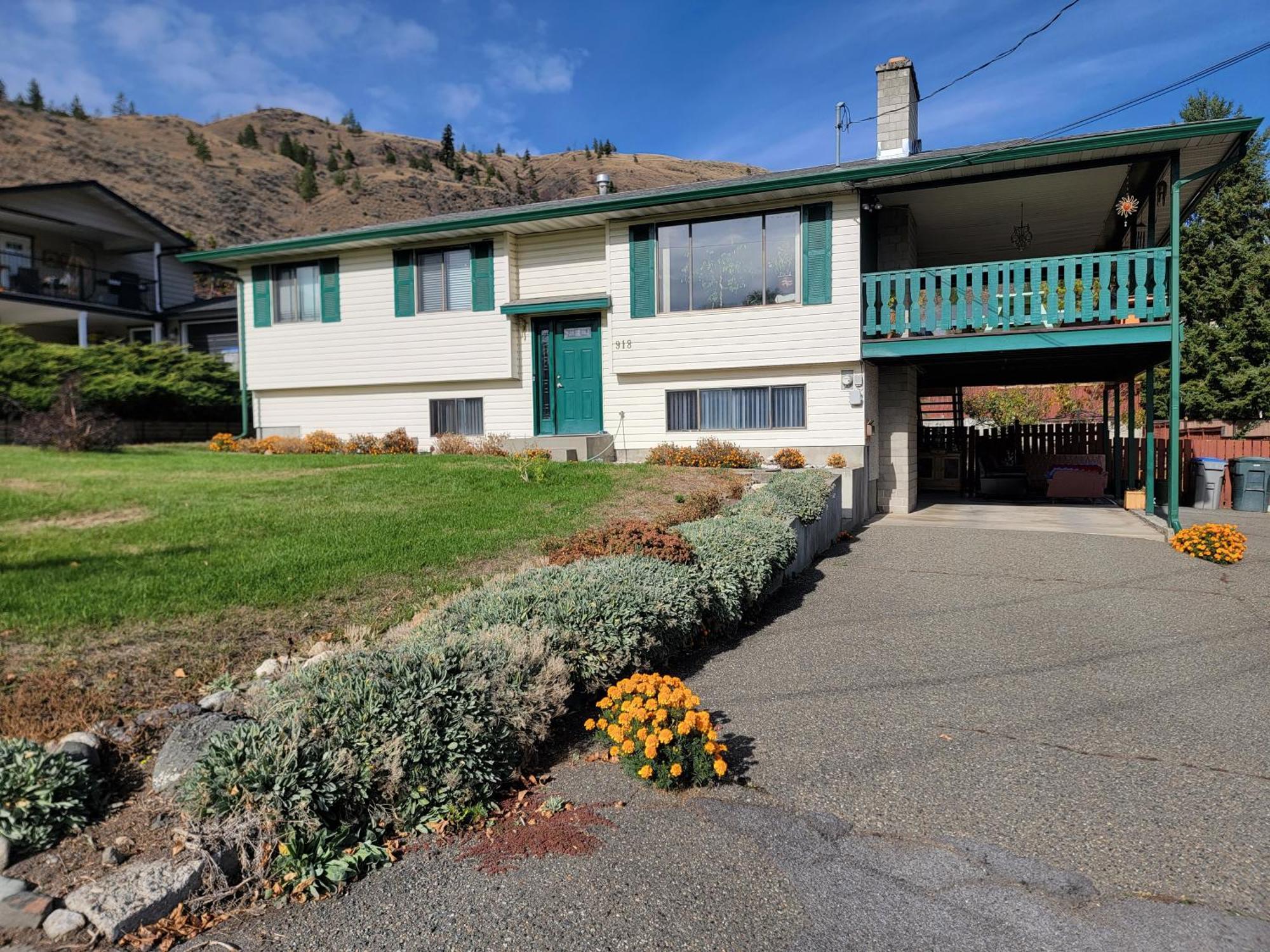 Charming - 2 Bedrooms Suite, 1 Full Bath & Family Room Kamloops Dış mekan fotoğraf